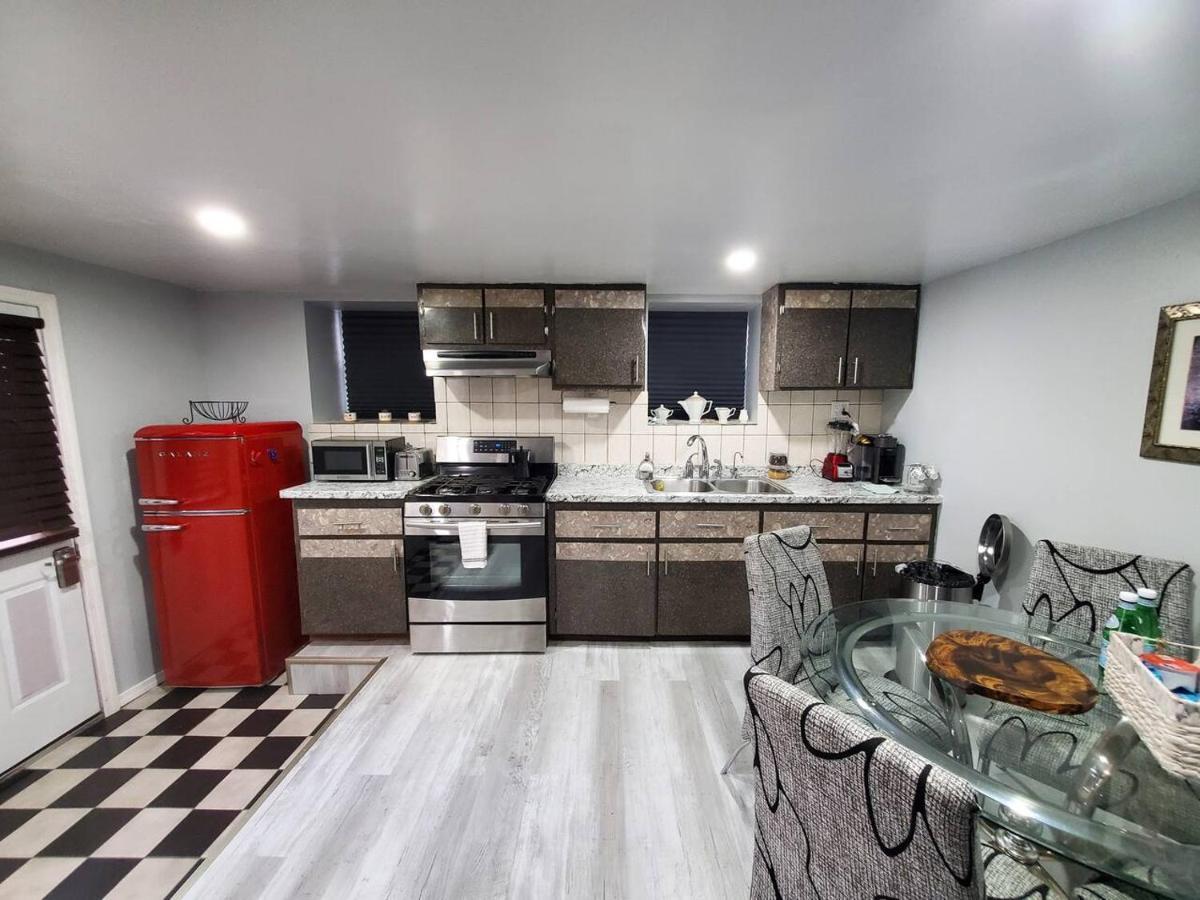 Appartement Lovely 2 Bedroom With 2 Entrance And Parking