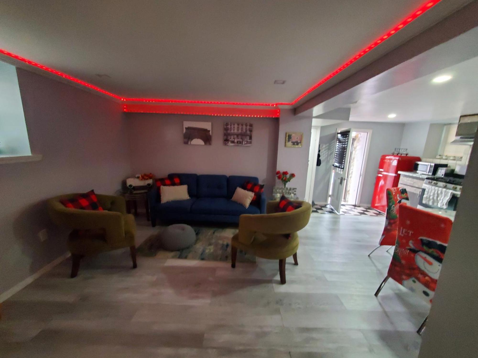 Appartement Lovely 2 Bedroom With 2 Entrance And Parking