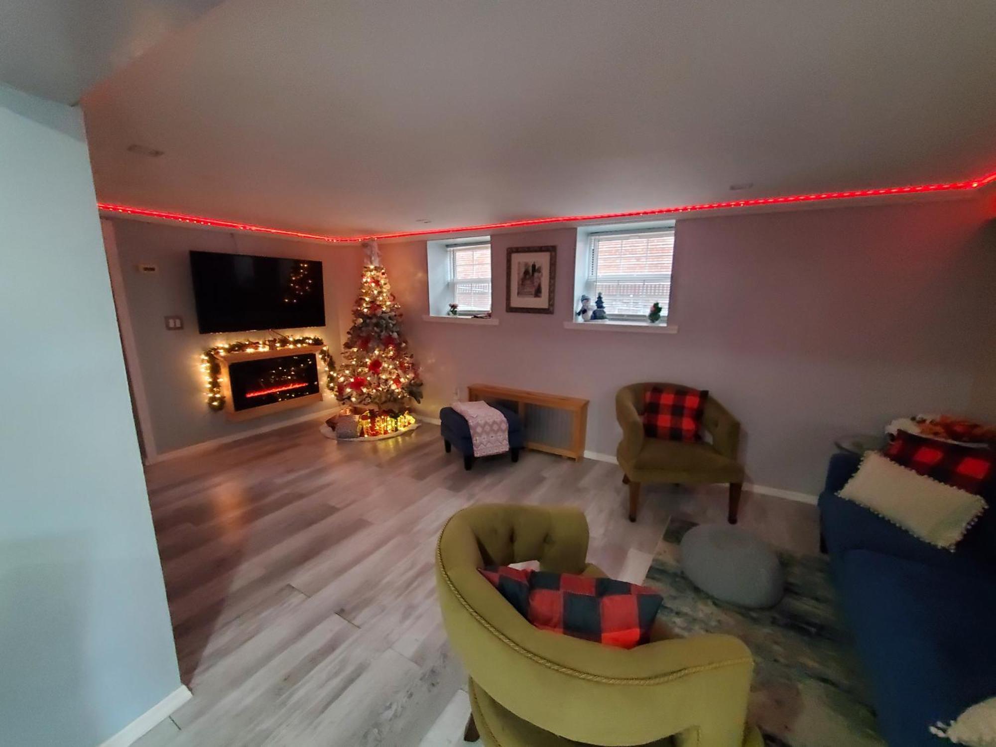 Lovely 2 Bedroom With 2 Entrance And Parking Appartement