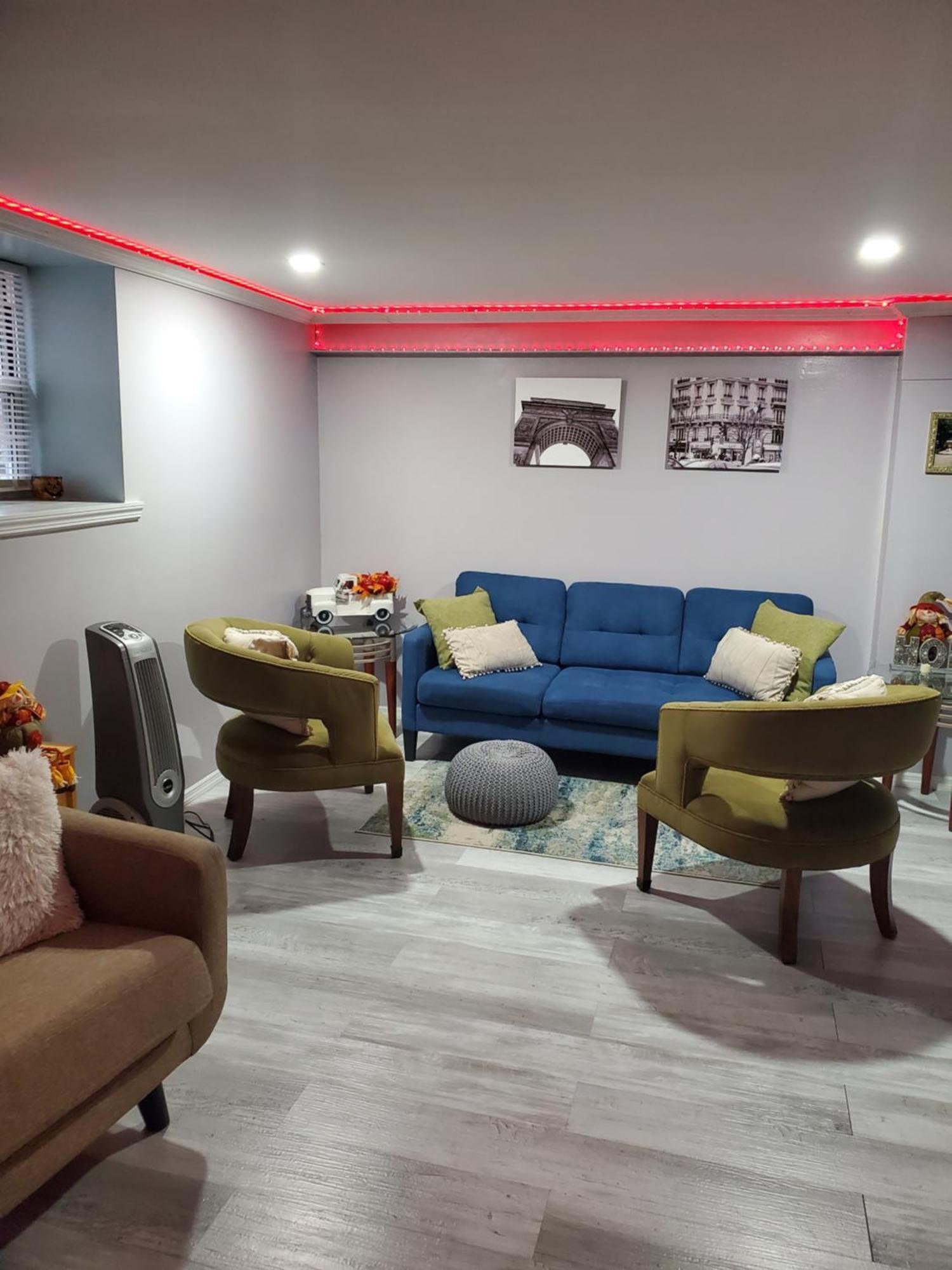 Appartement Lovely 2 Bedroom With 2 Entrance And Parking